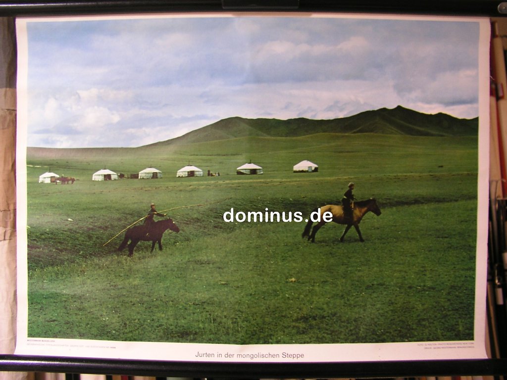 OuSOA-Jurten-in-der-mongolischen-Steppe-Wester-G65-71x51.jpg