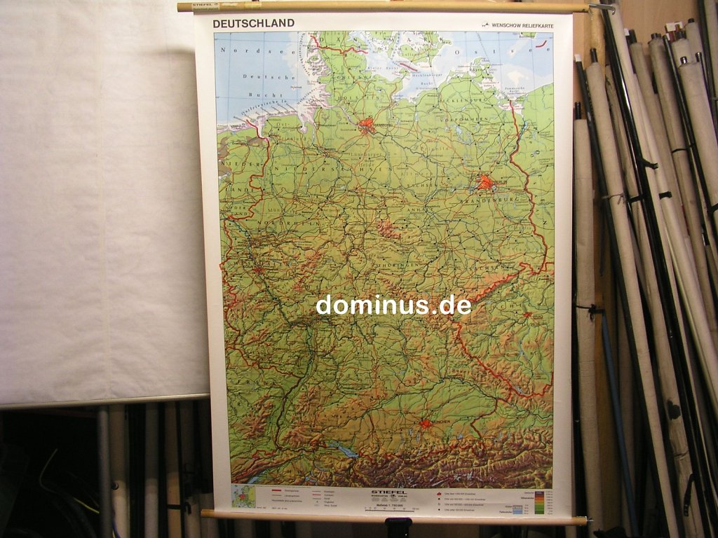 B112-Deutschland-Stiefel-750T-91-Papieraehnl.jpg